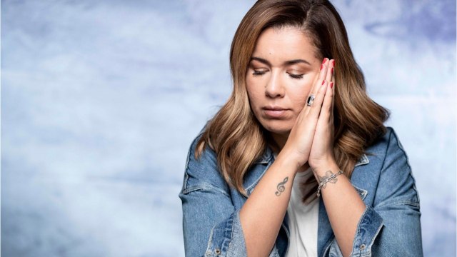 GALA VIDEO - Chimène Badi répond aux commentaires acerbes sur sa perte de poids