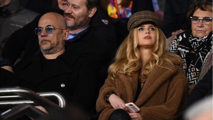 GALA VIDEO - PHOTO – Pascal Obispo, en vacances, publie un rare cliché avec sa femme Julie