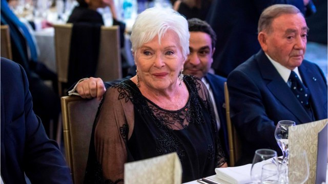 GALA VIDEO - Line Renaud détestée : ces ignobles lettres d'insultes qu'elle a reçue