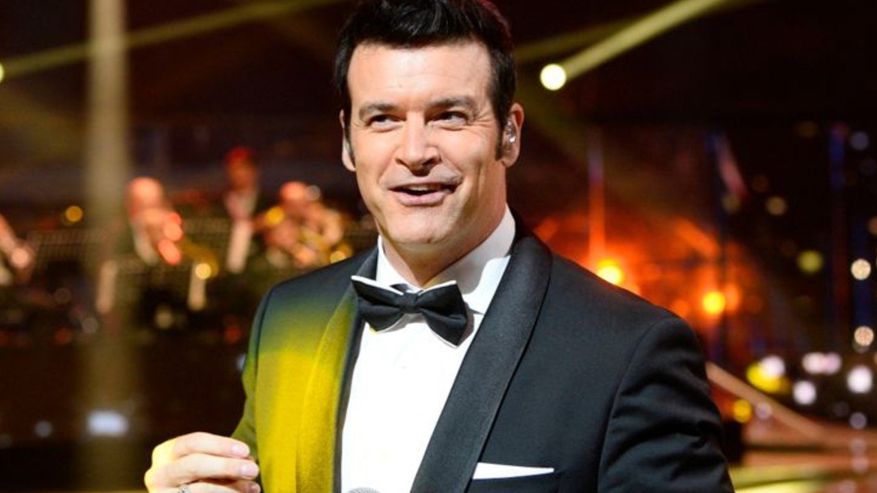 GALA VIDEO - Roch Voisine, papa à 57 ans, vous présente son adorable fille