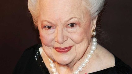GALA VIDEO - Le saviez-vous ? Olivia de Havilland : sa fille a failli épouser Johnny Hallyday