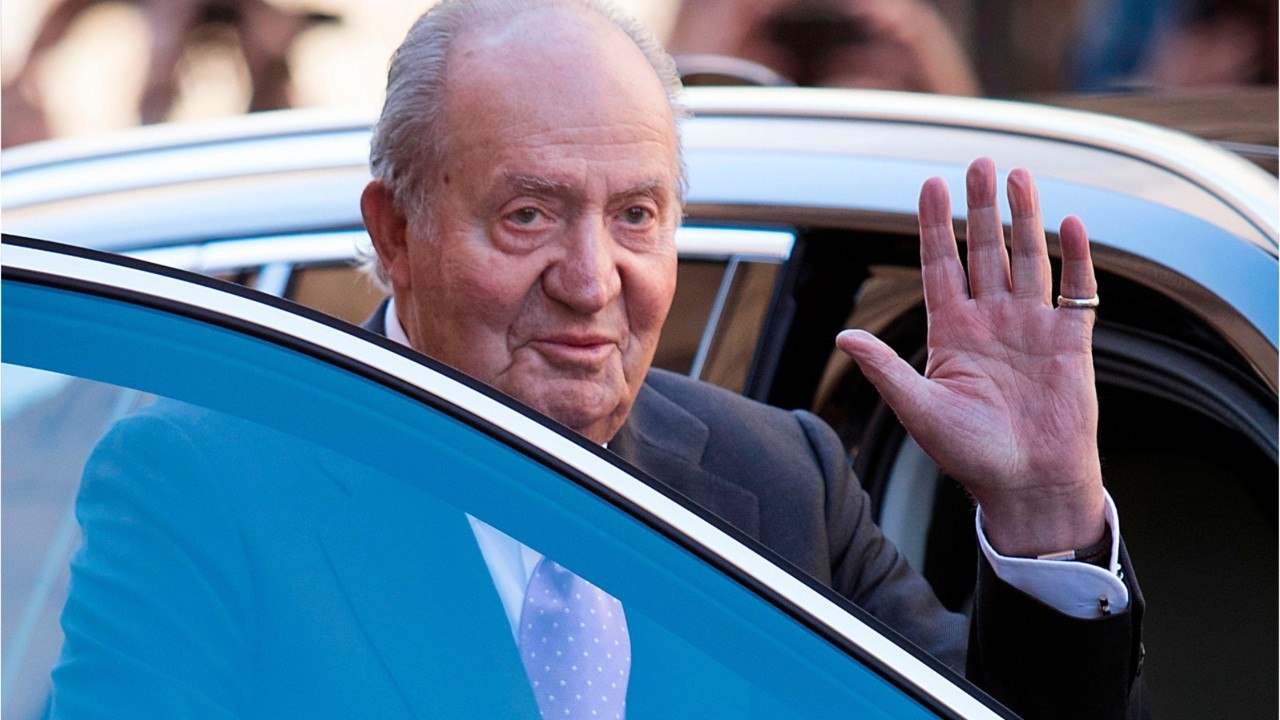 GALA VIDEO - Qui est Corinna Larsen, la « tendre amie " de Juan Carlos, qui fait trembler l’Espagne ?