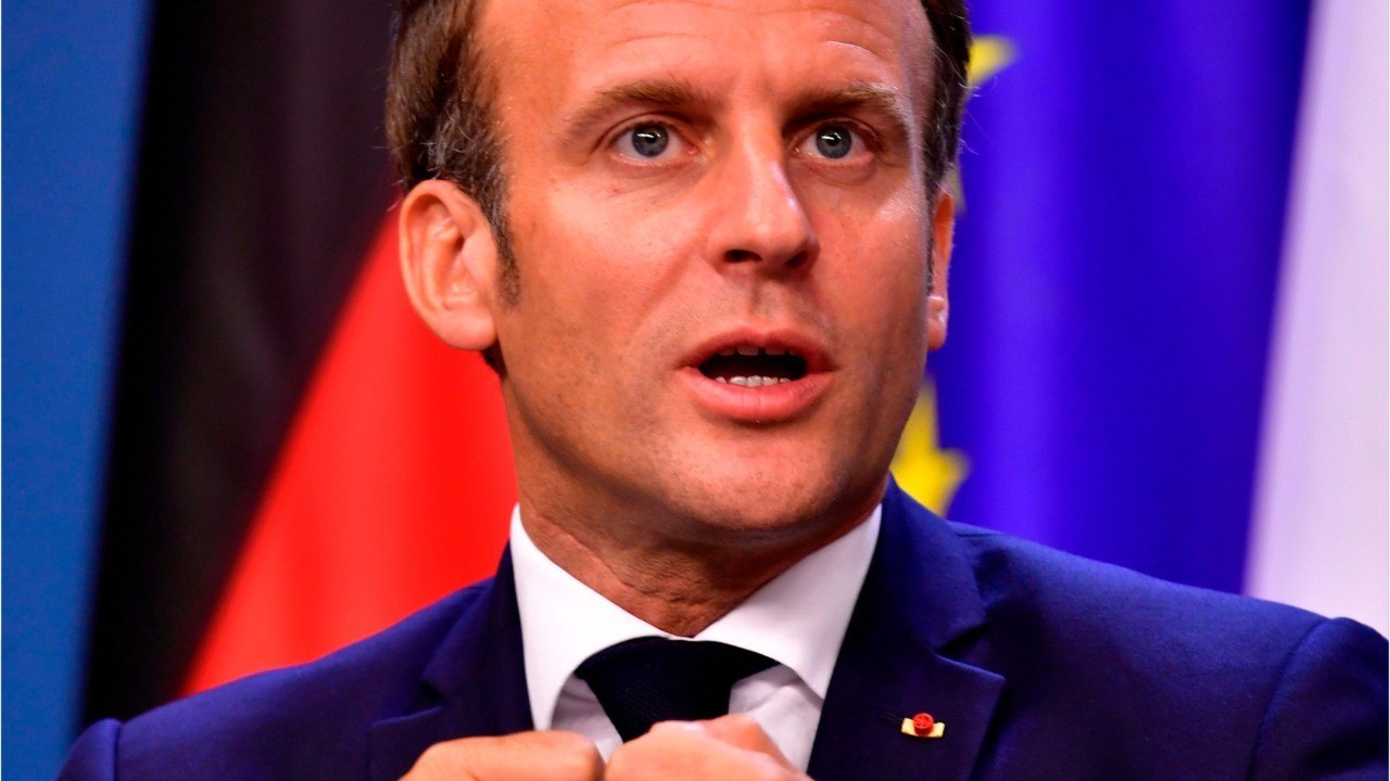 GALA VIDEO - Emmanuel Macron : cette petite habitude qui coûte cher à l’Elysée