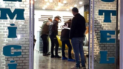 Son dakika haberleri | Otel odasında ölü bulunan yabancı uyruklu kadının katil zanlısını annesi ele verdi