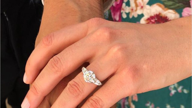 GALA VIDEO - Mariage de Beatrice d'York : cette bague imaginée par son mari Edoardo Mapelli Mozzi