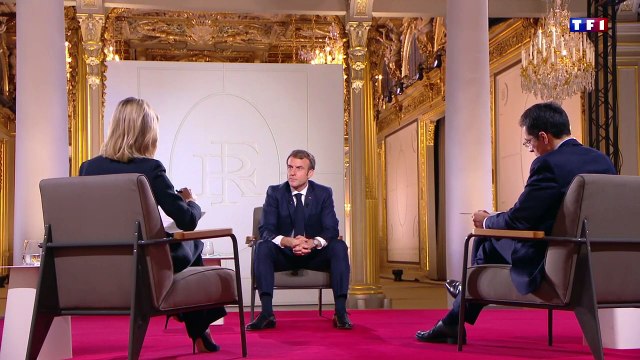 Le président de la République Emmanuel Macron s'exprime, lors de son grand entretien sur TF1/LCI, à propos de l'affaire Nicolas Hulot