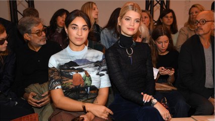 GALA VIDEO - Camélia Jordana en première ligne pour soutenir la famille d’Adama Traoré dans la rue