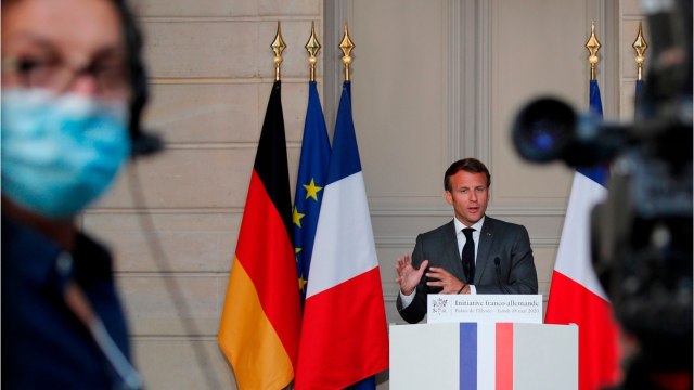 GALA VIDEO : Des manières de petit garçon pourri-gâté : ce départ qui a mis Emmanuel Macron dans une colère froide