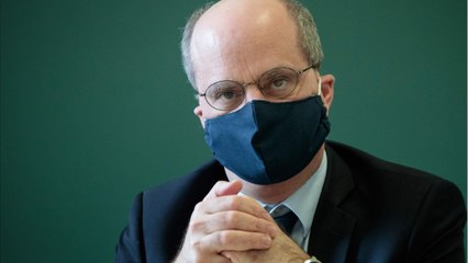 GALA VIDEO - "Je ne suis pas un hologramme" : Jean-Michel Blanquer répond sèchement à Didier Raoult