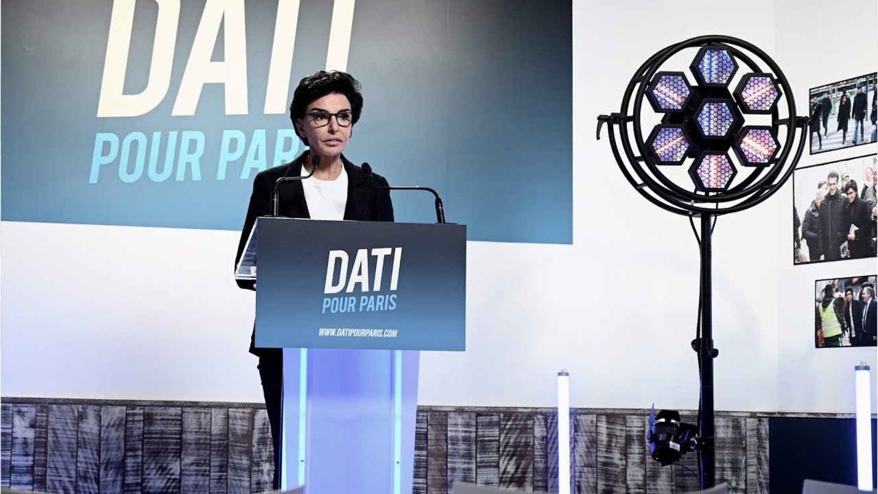 GALA VIDEO - Rachida Dati se moque des « masques Sopalin " offerts par Anne Hidalgo