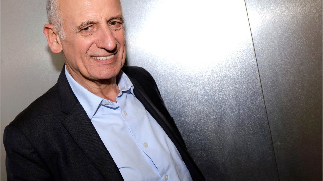 GALA VIDEO : "Vous êtes tellement bêtes" : Jean-Michel Aphatie s'emporte contre les Parisiens agglutinés sur les quais