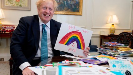 GALA VIDEO - « Comment vais-je m'en sortir ? " : Boris Johnson raconte ces heures où il a cru mourir