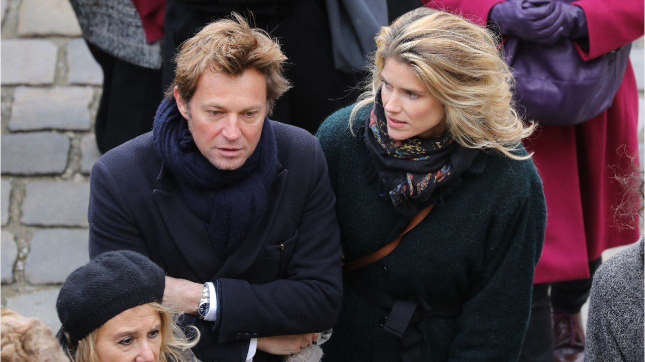 GALA VIDEO - PHOTO – Laurent Delahousse et Alice Taglioni : leur fille est déjà une enfant de la balle