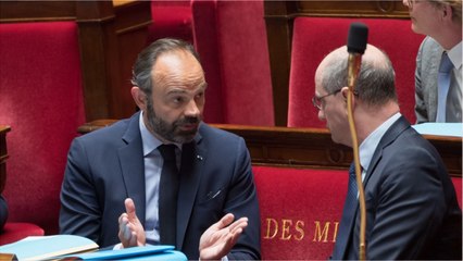 GALA VIDÉO - Rififi entre Édouard Philippe et Jean-Michel Blanquer : ce « pataquès " autour de la réouverture des écoles