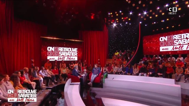 GALA VIDÉO - M Pokora ému aux larmes : ces message d’enfants qui l’ont touché