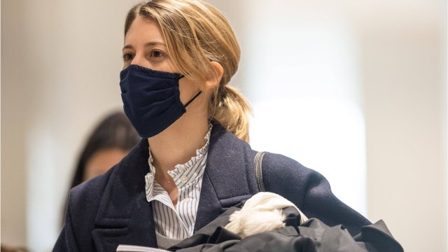 GALA VIDEO - « Qui va garder les enfants ? : Julia Minkowski, la femme de Benjamin Griveaux, victime de sexisme