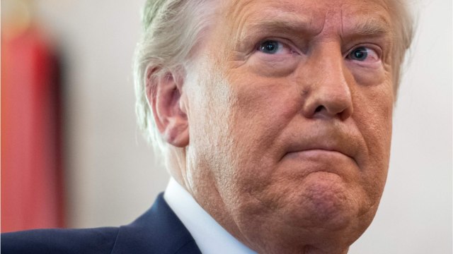 GALA VIDEO - Donald et Melania Trump bafouent les règles sanitaires : leur Nouvel An hallucinant en pleine pandémie