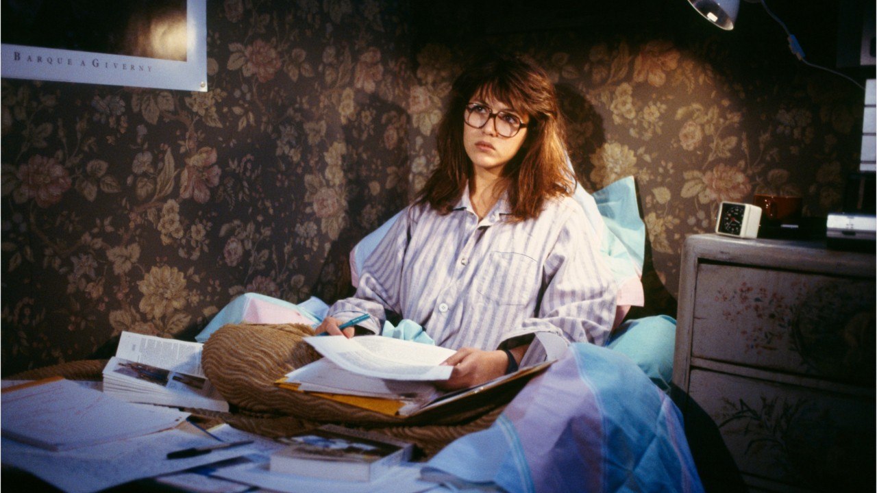 GALA VIDEO - Le saviez-vous ? Sophie Marceau était en couple avec Pierre Cosso pendant le tournage de La Boum 2