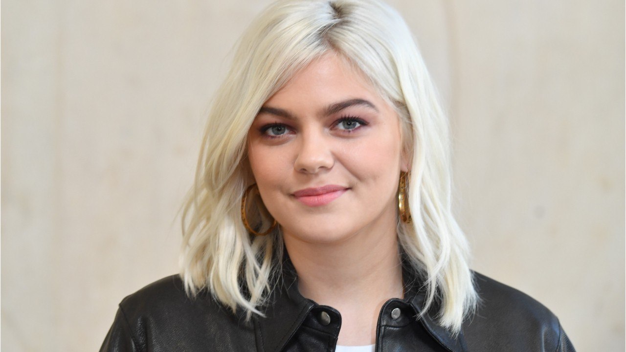 GALA VIDEO - Louane dévoile une photo inédite de sa grossesse à terme et ça vaut le coup d'œil !