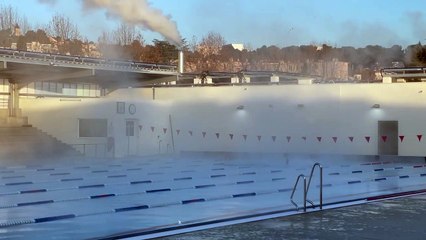 Aquatica La piscine  : 3 degrés et les nageurs déjà à l’eau