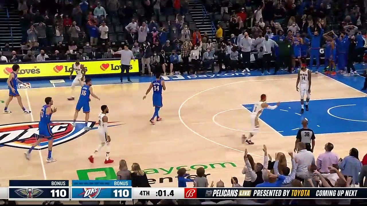 Le shoot au buzzer incroyable pour la victoire  de Devonte Graham