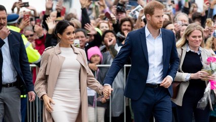 Download Video: GALA VIDÉO - Meghan Markle jalouse de Kate ? Comment elle a éloigné Harry