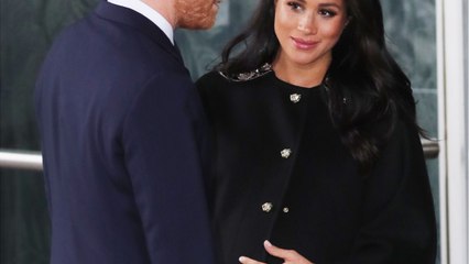 GALA VIDEO : Changement de programme ! Pourquoi Meghan et Harry ne devraient pas quitter l’Angleterre…