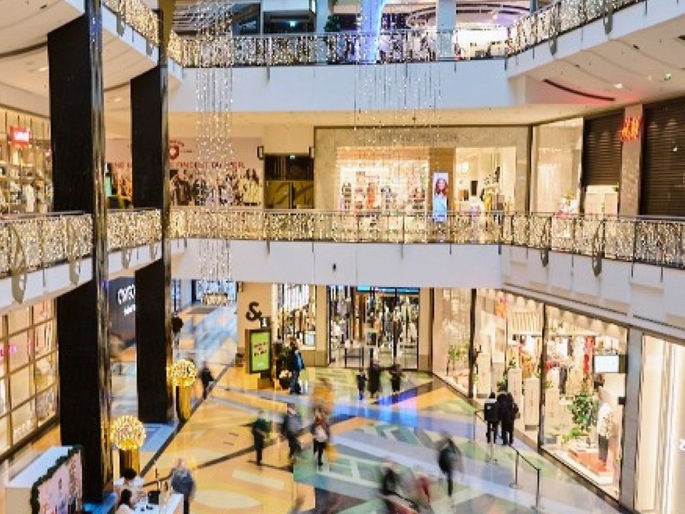 Lieferprobleme im Einzelhandel bremsen Weihnachtsgeschäft