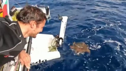 Un explorador cruza el Atlántico impulsado por el viento
