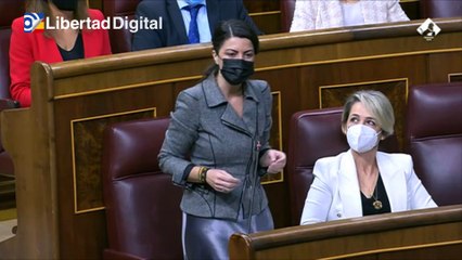 Olona a Yolanda Díaz: "Aspiró a ser lideresa mundial y no pasó de fashionaria"