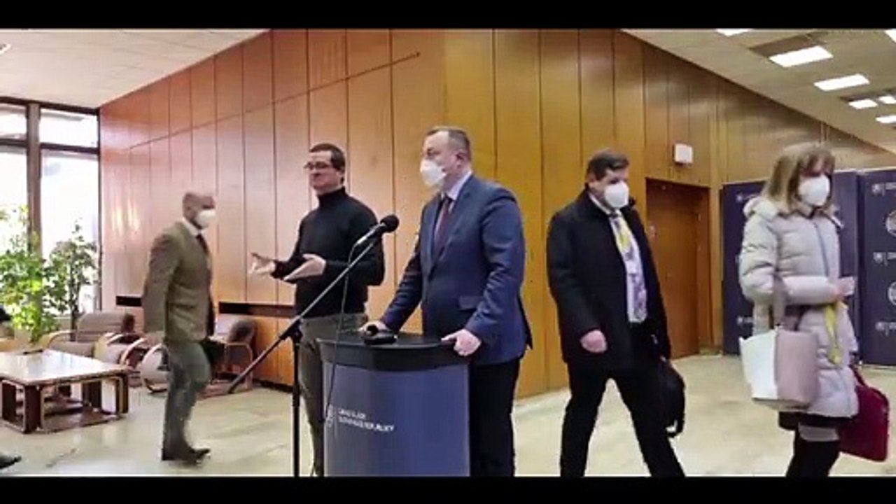 ZÁZNAM:Vláda posunula splatnosť poistného na sociálne poistenie za december