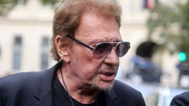 GALA VIDÉO - Le cancer de Johnny Hallyday était déjà métastasé quand il en a parlé en mars affirme son biographe