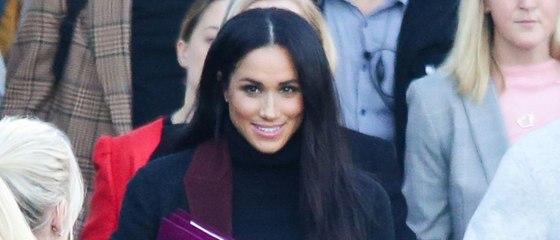 GALA VIDEO - Meghan Markle enceinte : quand l'a-t-elle annoncé à la famille royale ?