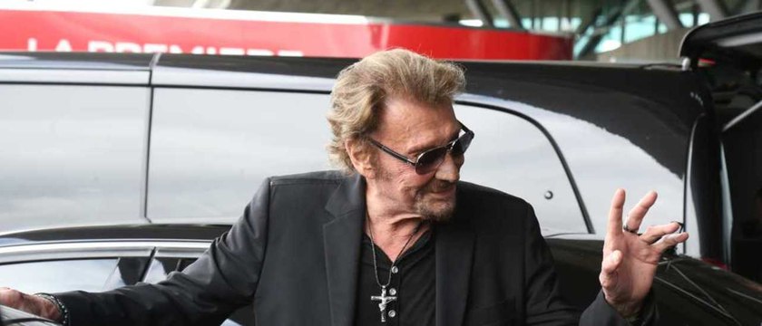 GALA VIDEO - La vraie raison derrière le titre de son dernier album, « Mon pays, c'est l'amour »