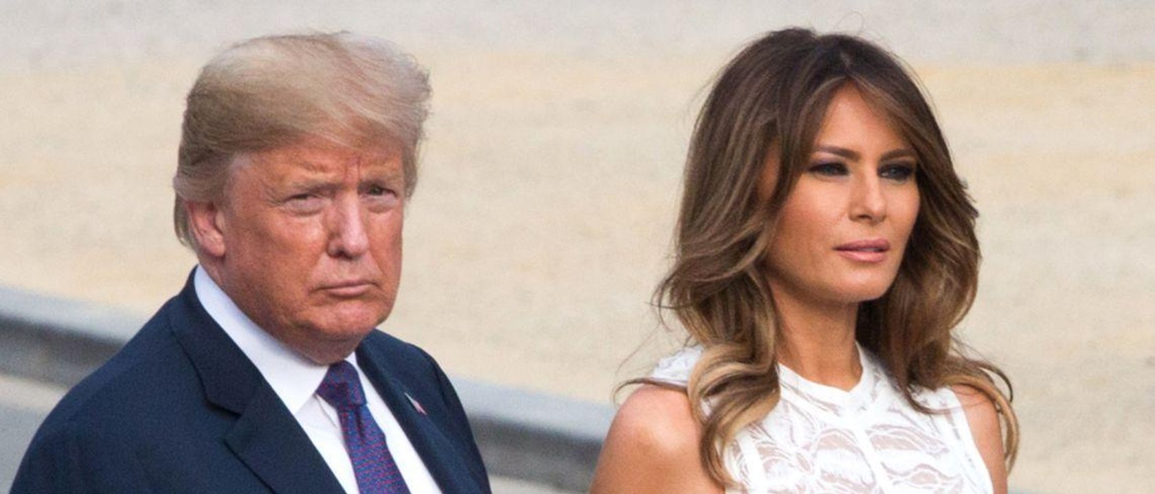 GALA VIDEO - Stormy Daniels dévoile des détails crus sur sa liaison avec le président américain : l’humiliation de trop pour Melania