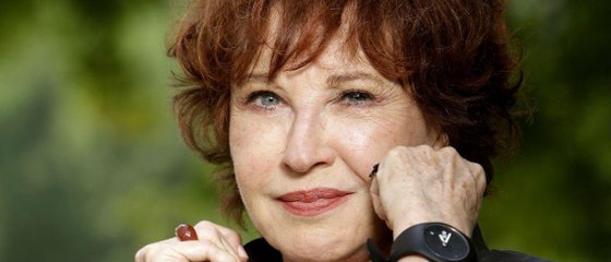 GALA VIDEO – Marlène Jobert est-elle « Lady Lucille », le mystérieux amour de Johnny Hallyday?
