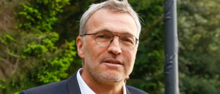 GALA VIDEO - Laurent Ruquier utilise d'insolites chasseurs de tête pour recruter ses chroniqueurs, découvrez-les