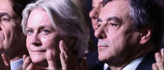 GALA VIDEO - Pénélope et François Fillon : cette cérémonie très privée qu’ils ont organisée cet été