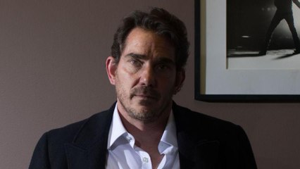 GALA VIDÉO - Sébastien Farran : quel rôle joue-t-il auprès de Laeticia Hallyday à Los Angeles ?