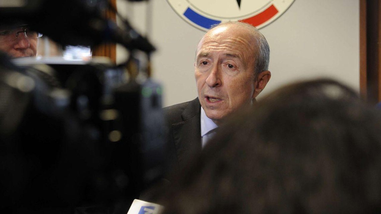 GALA VIDEO - Gérard Collomb : qui est Caroline Rougé, sa deuxième femme qui a 30 ans de moins que lui ?