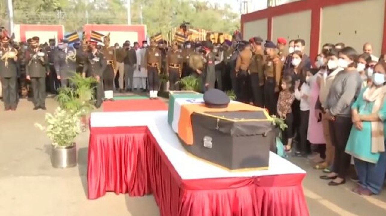 Group Captain Varun Singh's mortal remains reach Bhopal
