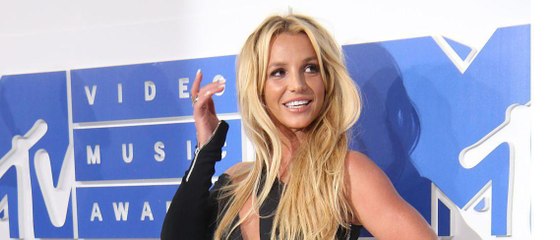 GALA VIDEO - Britney Spears en concert à Paris : comment elle a été délivrée de ses démons
