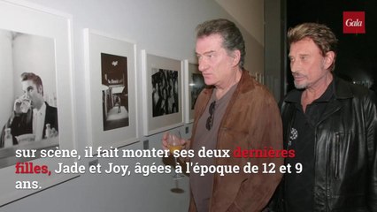 GALA VIDEO - Lors de leur dernier concert des Vieilles Canailles, pourquoi Johnny Hallyday en a tant voulu à Eddy Mitchell