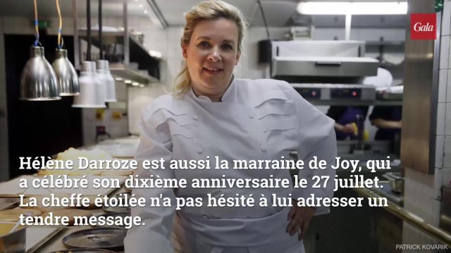 PHOTO – Hélène Darroze, soutien de Laeticia Hallyday : une marraine attentionnée pour les 10 ans de Joy