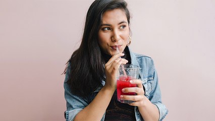 सर्दियों में जूस पीना चाहिए या नहीं । ठंड में जूस पीना सही या गलत ? । Boldsky