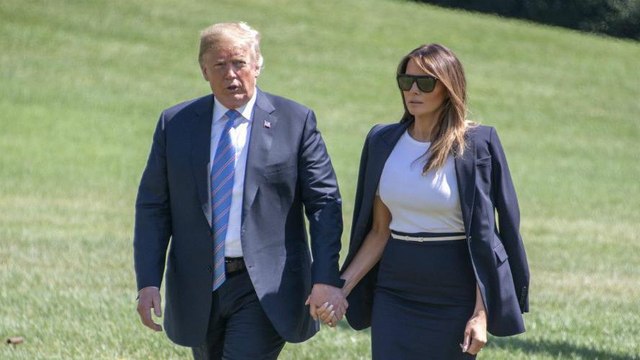 GALA VIDEO – Melania et Donald Trump main dans la main, ils font face aux rumeurs et polémiques