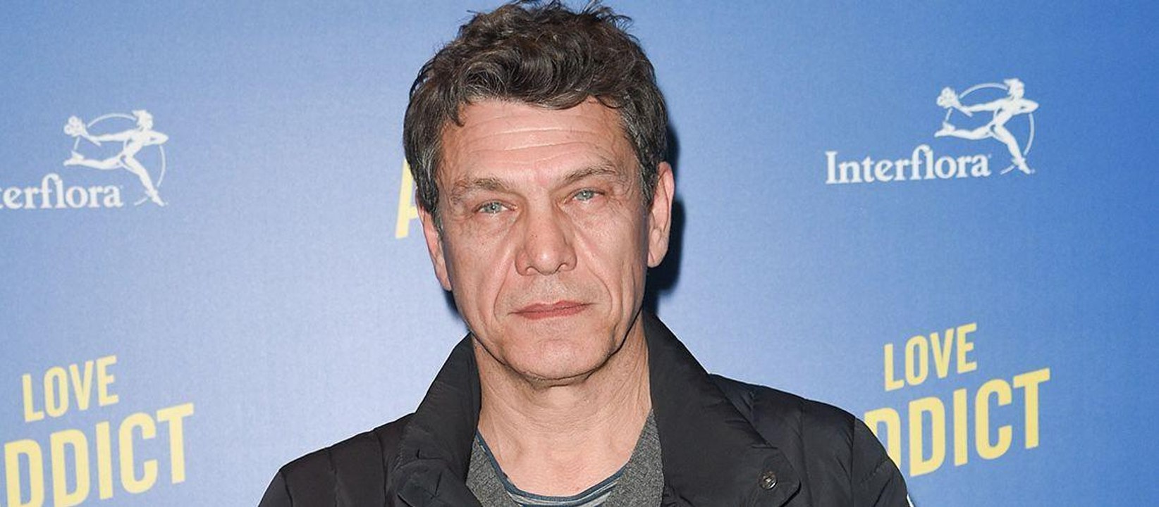 GALA VIDEO - “Je me débrouille avec ma solitude” : Marc Lavoine se confie sur les drames de sa vie