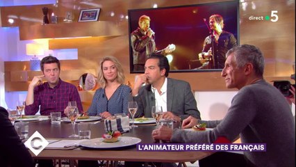 GALA VIDEO - Nagui évoque Johnny et David Hallyday