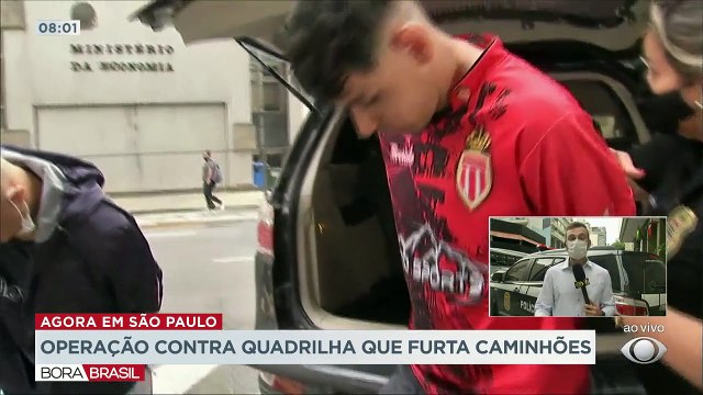 Em São Paulo, a polícia começou a prender criminosos de uma quadrilha que furta caminhões.