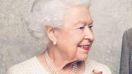 GALA VIDEO - Les 5 choses que Elisabeth II ne pourra jamais porter